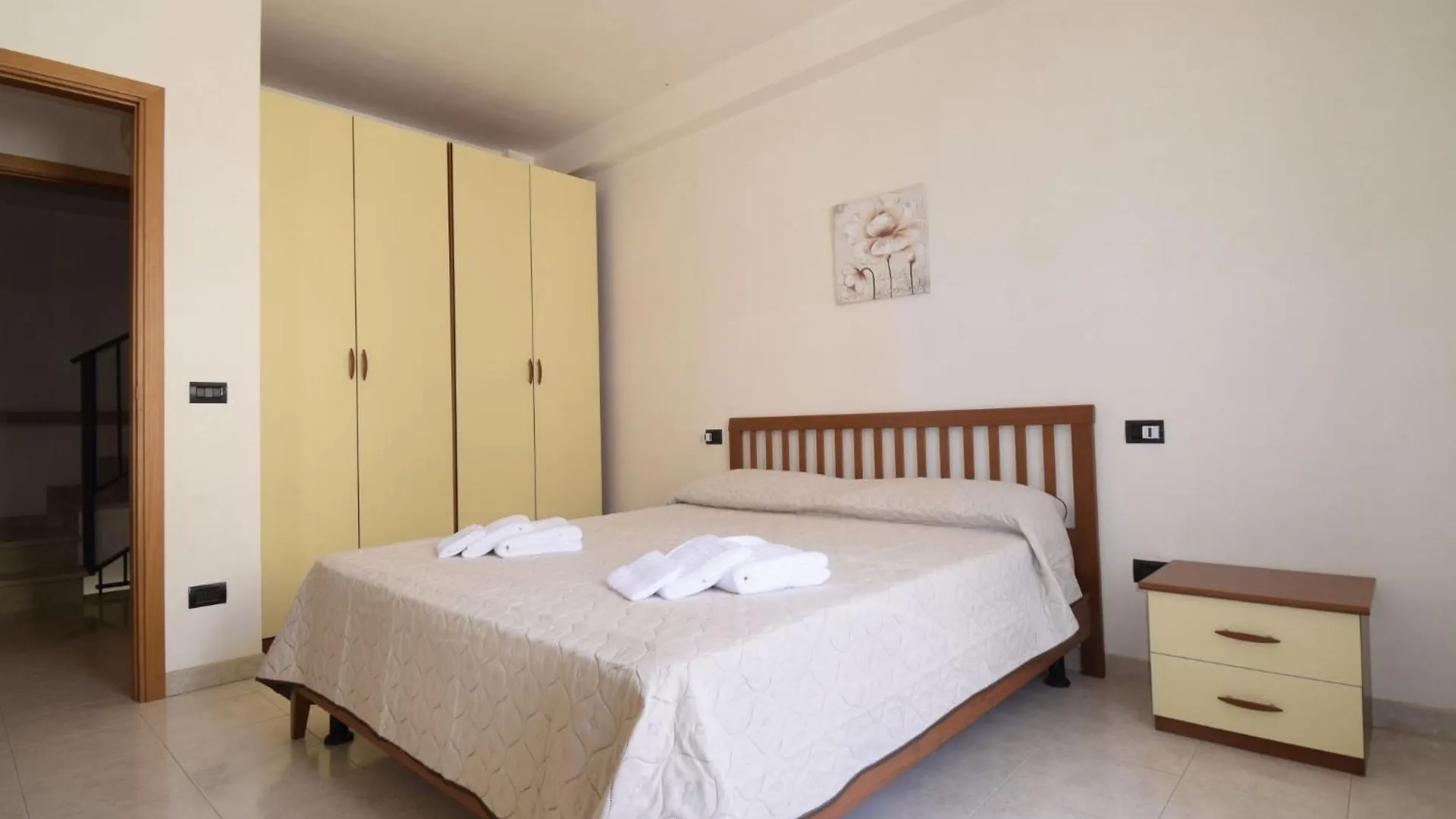 Holiday Home Maremi Portopalo By Interhome Portopalo Di Capo Passero Itálie